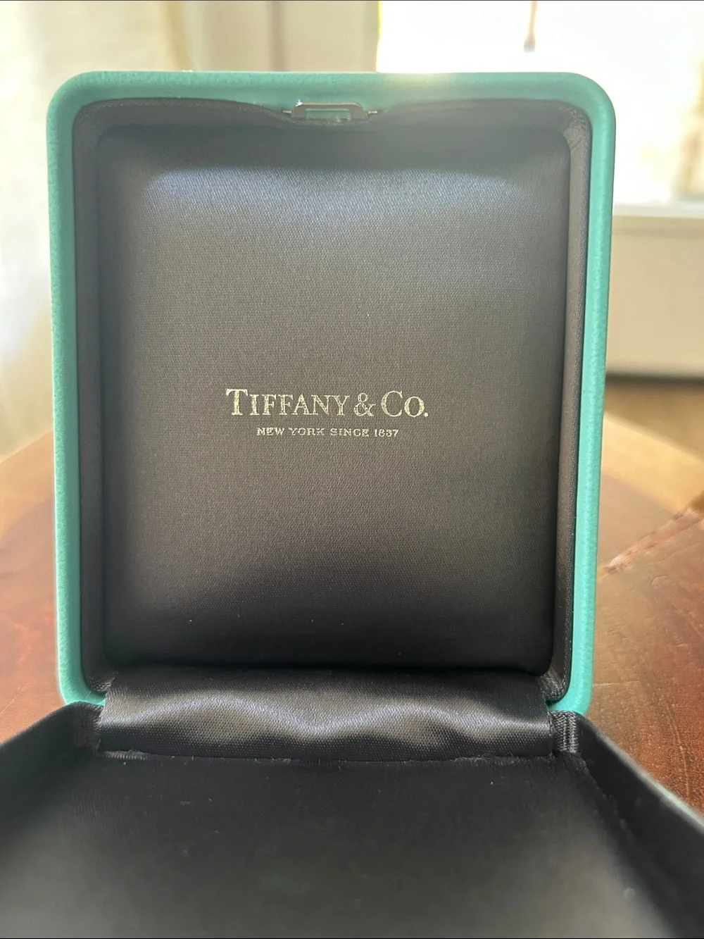 Tiffany & Co. elegant tiffany